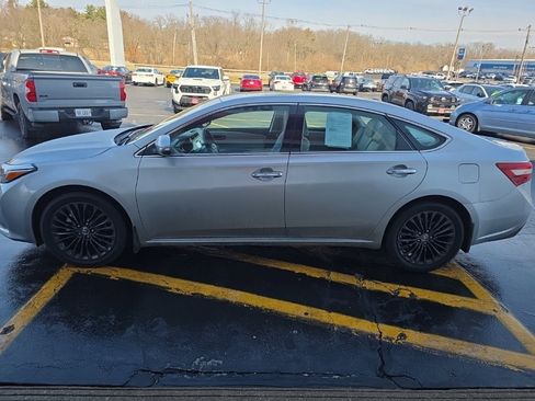 Used 2016 Toyota Avalon Touring image 8