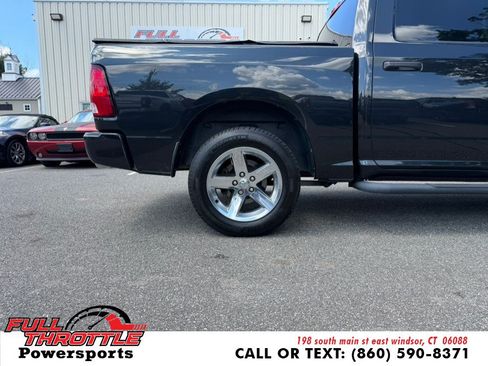 Used 2015 RAM 1500 Express AWD/4WD image 25