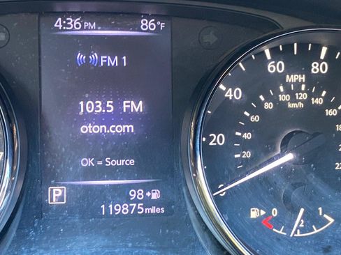 Used 2018 Nissan Rogue Sport AWD image 62