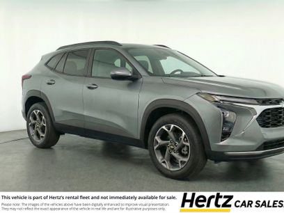 Used 2025 Chevrolet Trax LT w/ LT Convenience Package