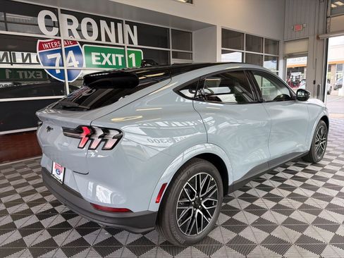 New 2026 Ford Mustang Mach-E Premium image 6