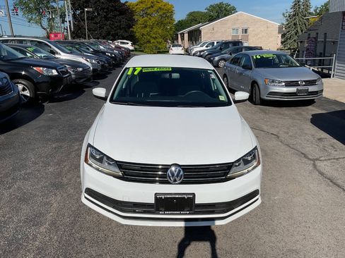 Used 2017 Volkswagen Jetta S w/ Jetta S Cold Weather Package FWD image 4