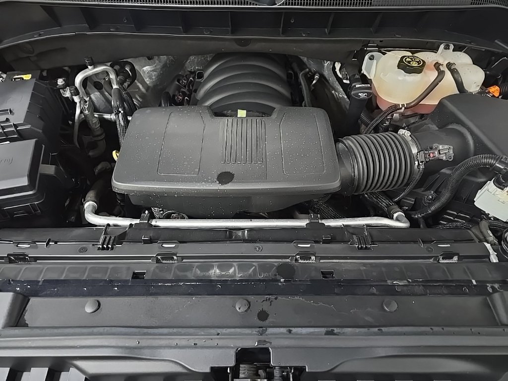 Used 2023 Chevrolet Silverado 1500 RST AWD/4WD image 12