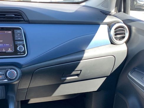 Used 2025 Nissan Versa SV image 33