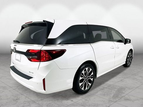 New 2026 Honda Odyssey Elite image 5