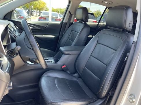 Used 2020 Chevrolet Equinox LT w/ Sport Edition FWD image 25