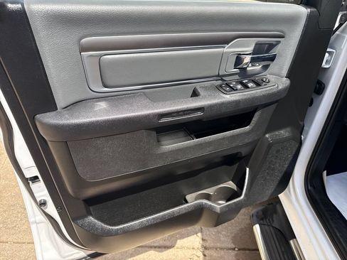 Used 2023 RAM 1500 Classic SLT w/ Trailer & Traction Group AWD/4WD image 10