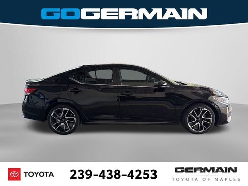 Used 2024 Nissan Sentra SR w/ SR Premium Package FWD image 12
