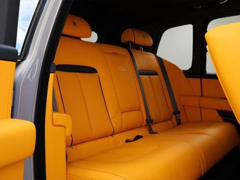 Certified 2023 Rolls-Royce Cullinan Black Badge image 23