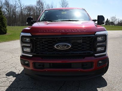 New 2025 Ford F350 Lariat w/ Lariat Ultimate Package