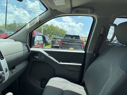 Used 2019 Nissan Frontier SV RWD image 24