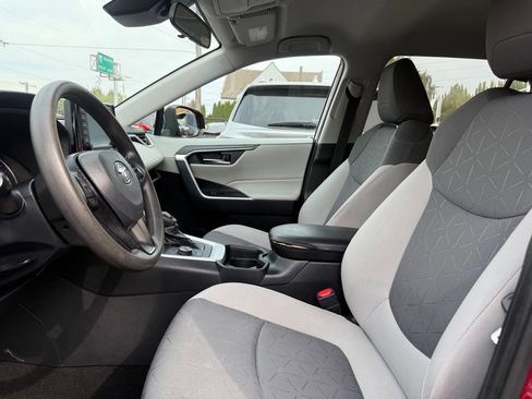Certified 2021 Toyota RAV4 XLE AWD/4WD image 13