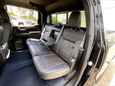 Certified 2024 Chevrolet Silverado 1500 High Country AWD/4WD image 19
