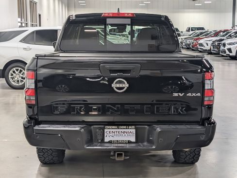 Used 2023 Nissan Frontier SV w/ SV Premium Package image 4