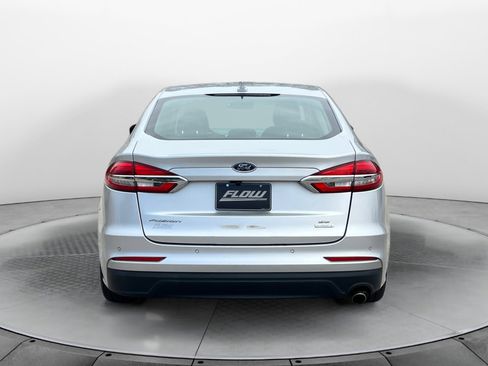 Used 2019 Ford Fusion SE image 6