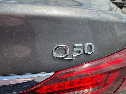 Used 2018 INFINITI Q50 Luxe w/ Essential Package (3.0T Luxe) RWD image 4