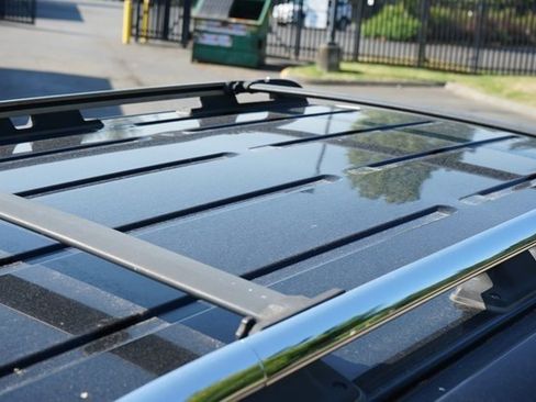 Used 2004 Lincoln Navigator Luxury image 6