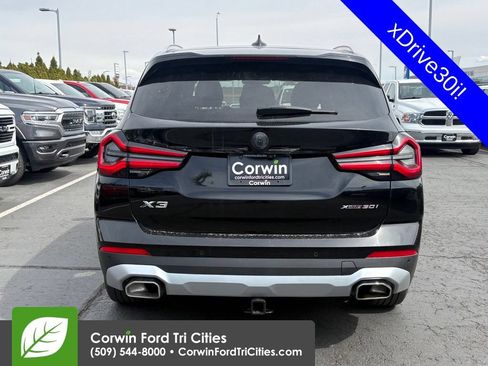Used 2023 BMW X3 xDrive30i AWD/4WD image 4