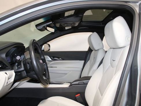 Used 2020 Cadillac CT4 Premium Luxury AWD/4WD image 7