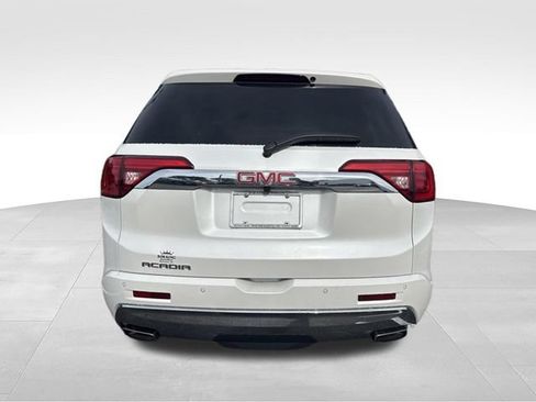 Used 2019 GMC Acadia Denali w/ Technology Package FWD image 7