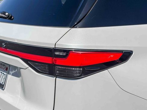 Certified 2025 Lexus TX 350 AWD w/ Technology Package image 8