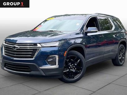 Used 2022 Chevrolet Traverse LT
