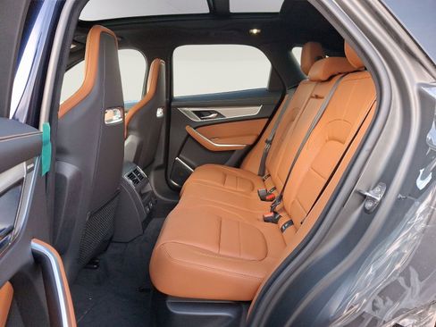 New 2026 Jaguar F-PACE R-Dynamic S image 8