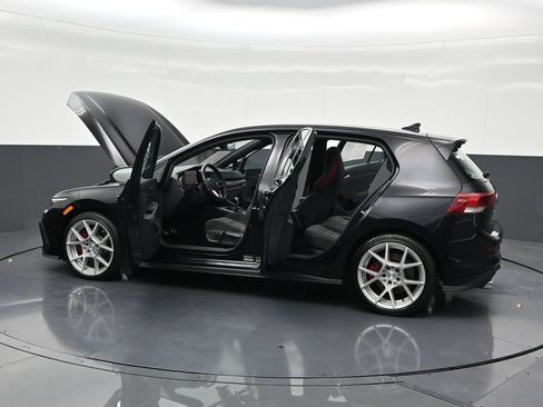 Used 2022 Volkswagen GTI S image 34