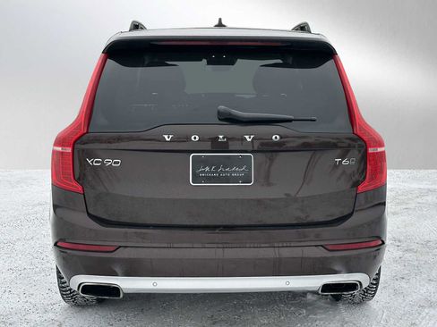 Used 2018 Volvo XC90 T6 Momentum image 4