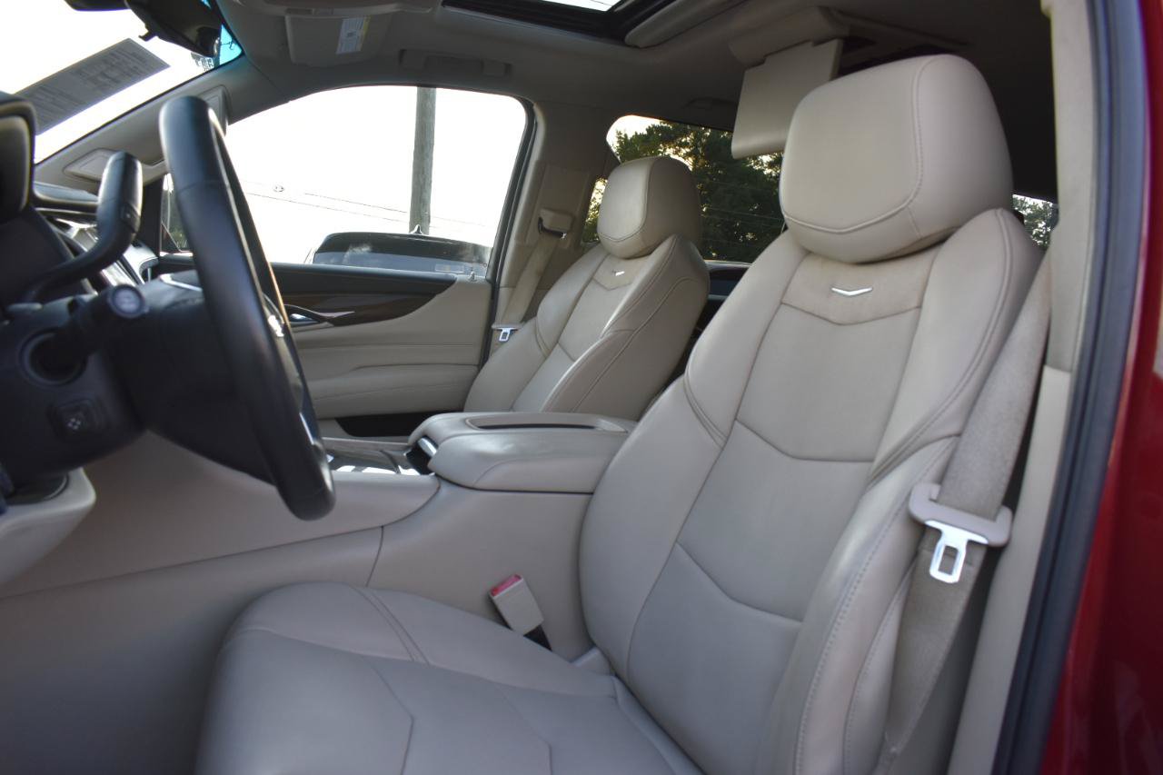 Used 2018 Cadillac Escalade Premium Luxury w/ LPO, Radiant Package AWD/4WD image 23