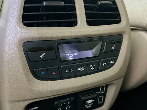 Used 2019 Honda Pilot Elite image 28