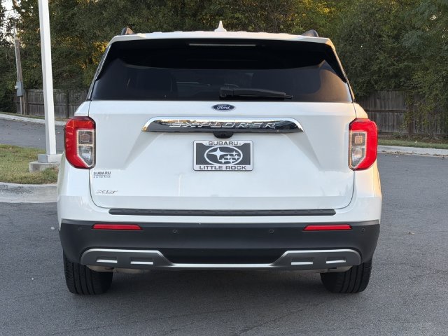 Used 2023 Ford Explorer XLT w/ Equipment Group 202A RWD image 4