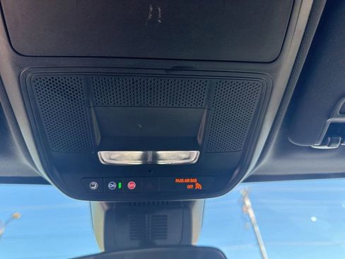 Used 2026 Chevrolet Equinox LT w/ Convenience Package II FWD image 33