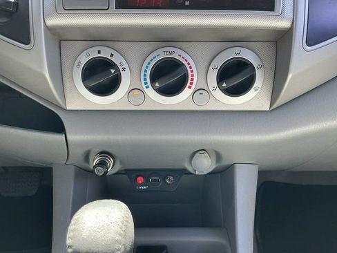 Used 2005 Toyota Tacoma 4x4 Double Cab image 17