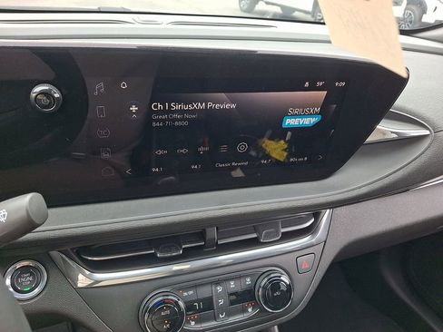Used 2026 Buick Envista Preferred w/ Convenience I Package FWD image 18
