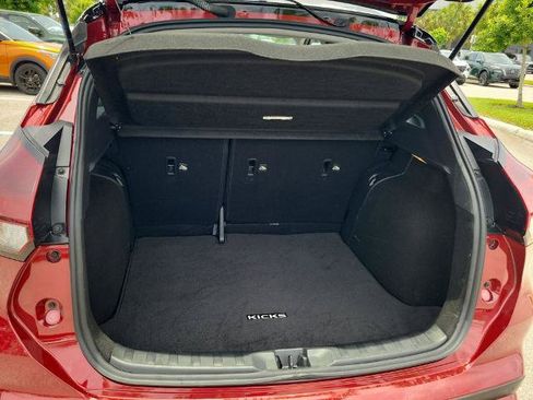 Certified 2023 Nissan Kicks SR w/ SR Premium Package FWD image 15