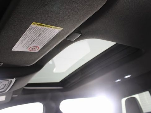 Used 2022 Chevrolet Silverado 2500 High Country w/ Z71 Off-Road Package image 11