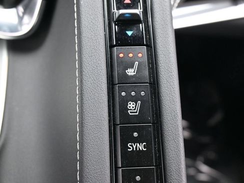 Used 2020 Chevrolet Corvette Stingray Preferred Cpe w/ 2LT Preferred Equipment Group RWD image 25