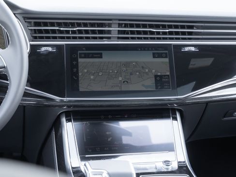 New 2026 Audi Q7 3.0T Premium Plus AWD/4WD image 13