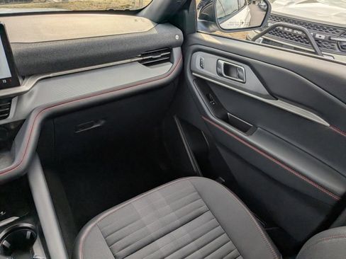 New 2025 Ford Explorer ST-Line w/ Premium Package image 18