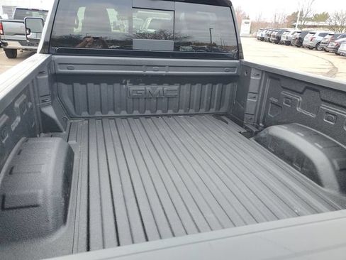 Used 2025 GMC Sierra 2500 Denali Ultimate w/ Snow Plow Prep/Camper Package AWD/4WD image 33