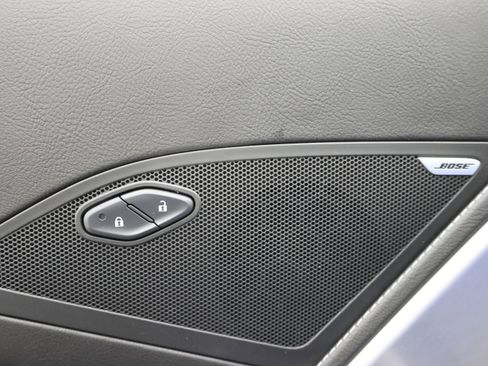 Used 2015 Chevrolet Corvette Stingray Coupe image 32