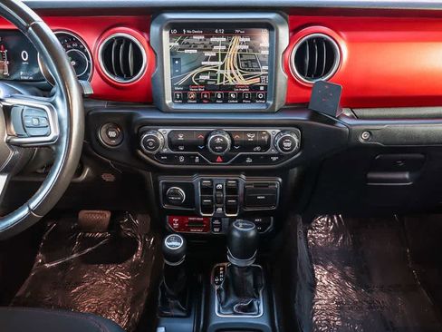 Used 2020 Jeep Gladiator Rubicon image 13