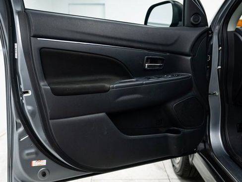 Used 2022 Mitsubishi Outlander Sport ES image 28