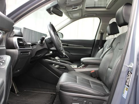 Used 2024 Kia Telluride SX w/ Towing Package AWD/4WD image 15