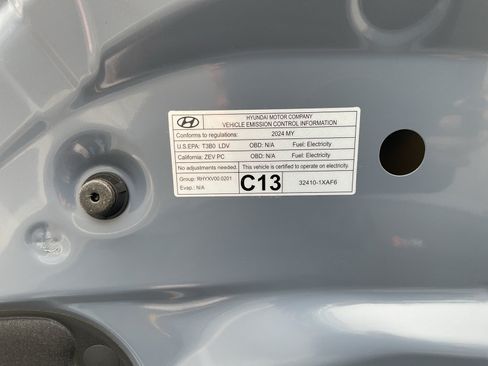 Used 2024 Hyundai Ioniq 6 SEL RWD image 24