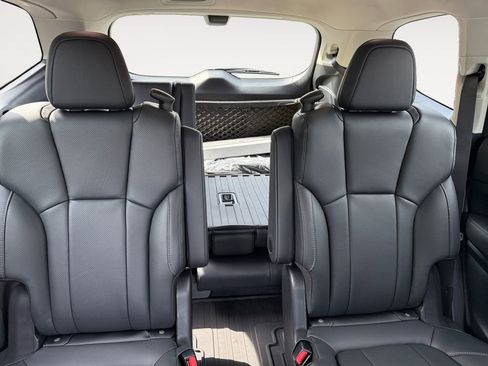 New 2025 Subaru Ascent Touring w/ Popular Package #2 image 30