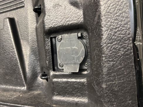 Used 2020 GMC Sierra 1500 Elevation image 34