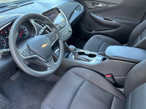 Used 2022 Chevrolet Malibu LS w/ Driver Confidence Package II FWD image 9