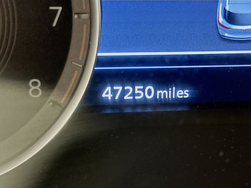 Used 2022 INFINITI QX50 Essential image 19